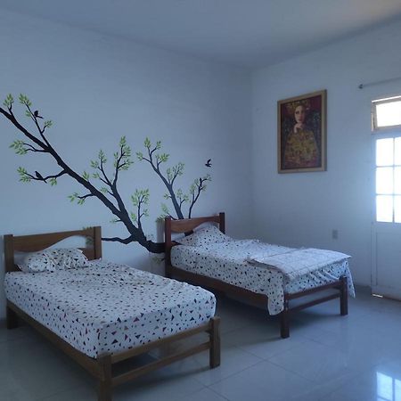 717 Pizarro Guesthouse 特鲁希略 外观 照片