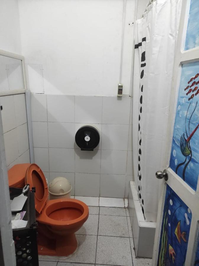 717 Pizarro Guesthouse 特鲁希略 外观 照片